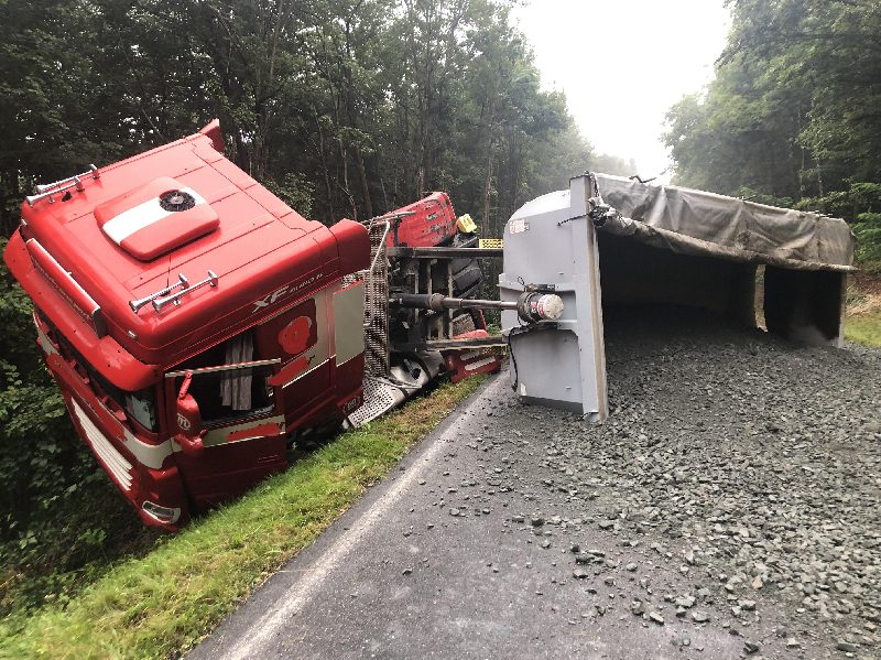 2 schwere LKW Unfälle (Bild 3)